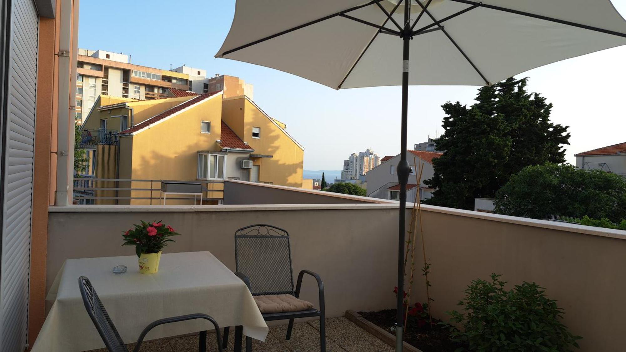 Cozy Apartment With Free Private Parking Split Exterior foto